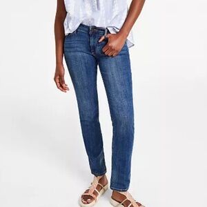 NWT Lucky Brand Mid-Rise Sweet Straight Jeans